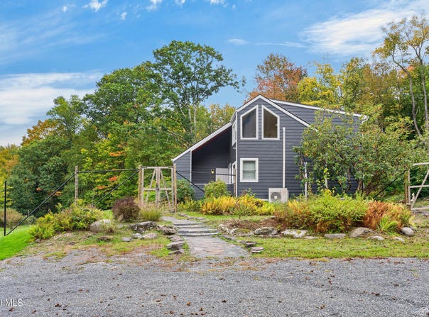 83 Presbyterian Hill Road, Stephentown, NY 12168