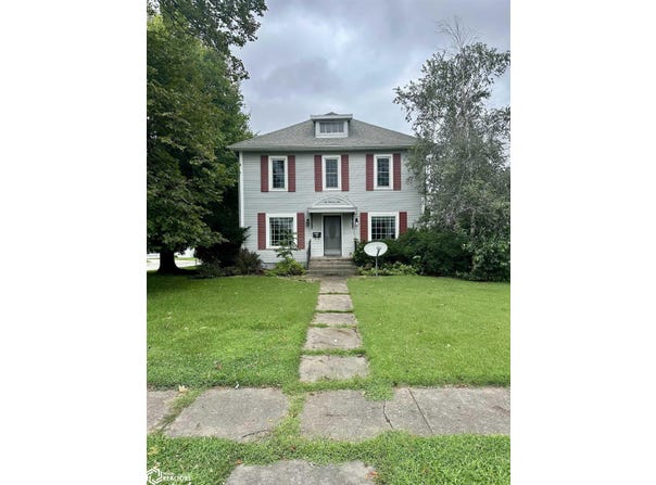 201 Vogel Avenue, Ottumwa, IA 52501