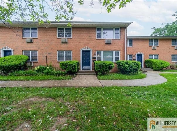 132 The Orchard, East Windsor, NJ 08512