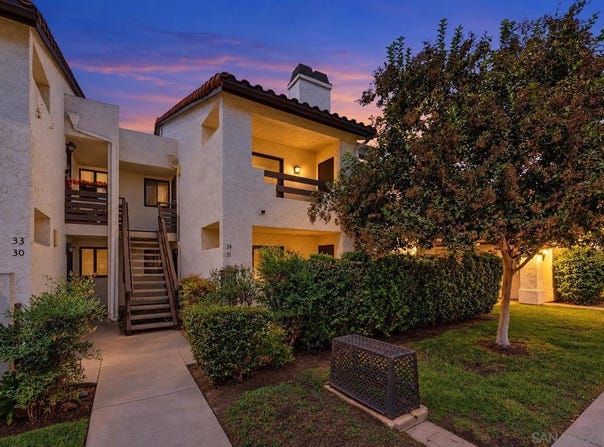 2425 Cranston Dr, Escondido, CA 92025