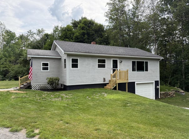 429 Route 3, Palermo, ME 04354