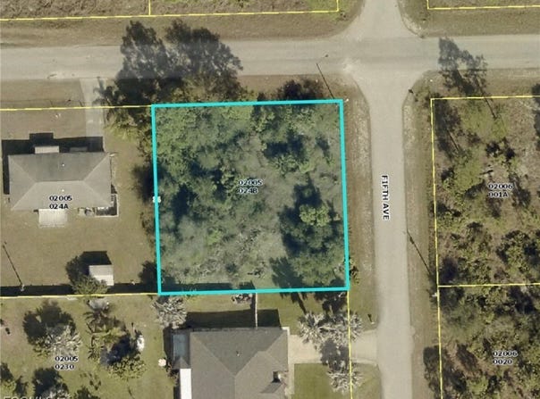 406 E 9th Street, Lehigh Acres, FL 33972