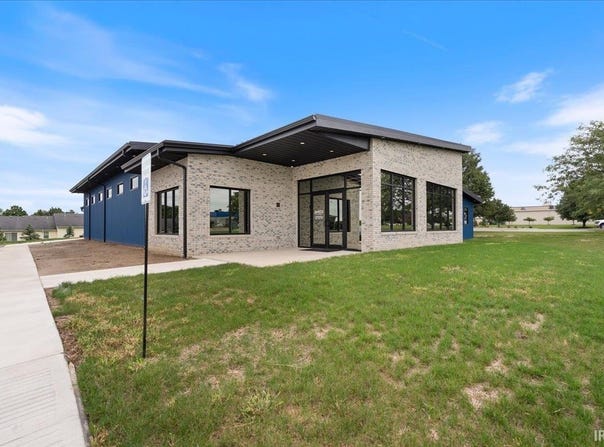 550 W Connexion Way, Columbia City, IN 46725