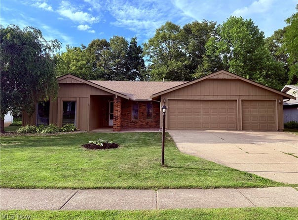 14360 Walking Stick Way, Strongsville, OH 44136