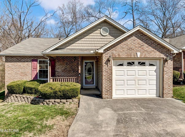 8026 Pepperdine Way, Knoxville, TN 37923