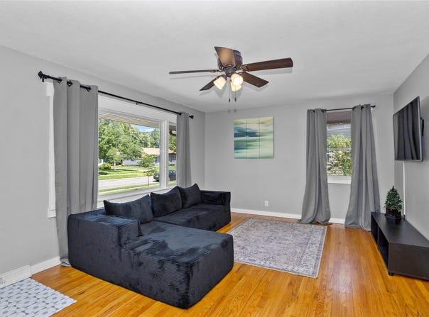 240 Bel Aire Drive, Waukee, IA 50263