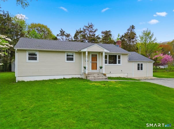 13 Mark Trail, Groton, CT 06340