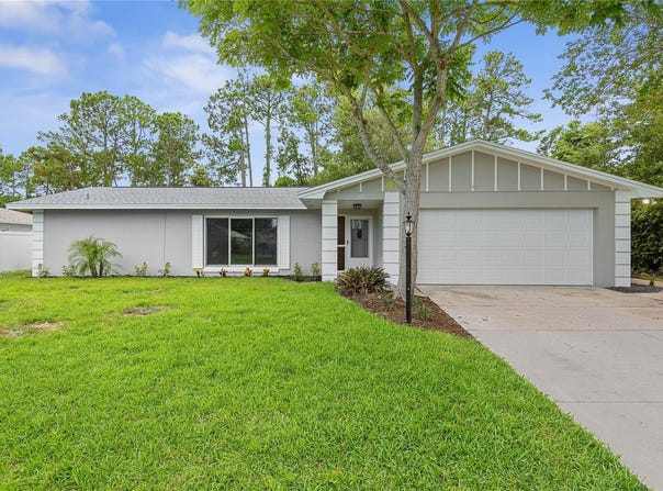 62 BEECHWOOD LANE, PALM COAST, FL 32137