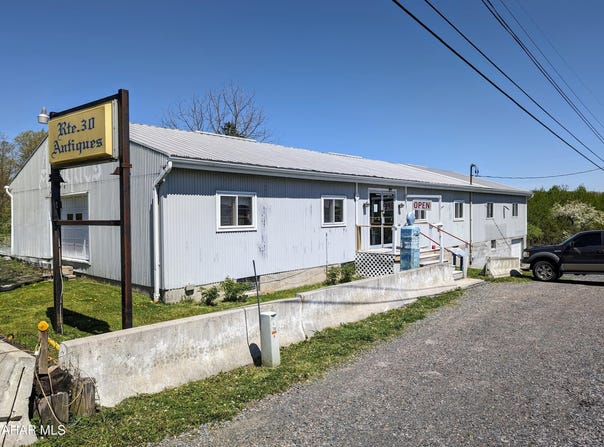 9106 Lincoln Highway Highway, Central City, PA 15926