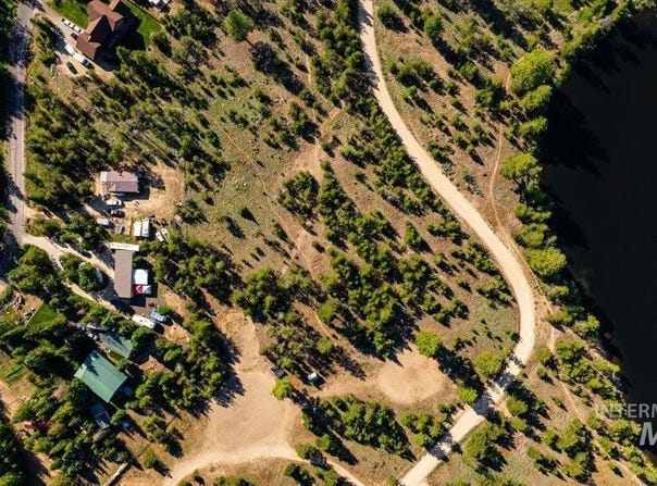 126 Forest Pl, Donnelly, ID 83615