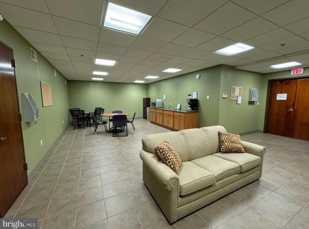 1 E MARKET STREET, YORK, PA 17401