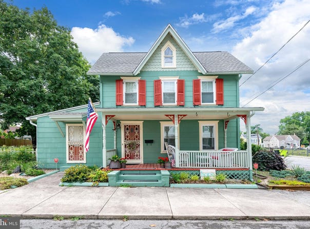 302 WALNUT STREET, MILTON, DE 19968