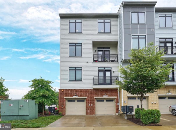 1000 RIBBON LIMESTONE TERRACE SE, LEESBURG, VA 20175