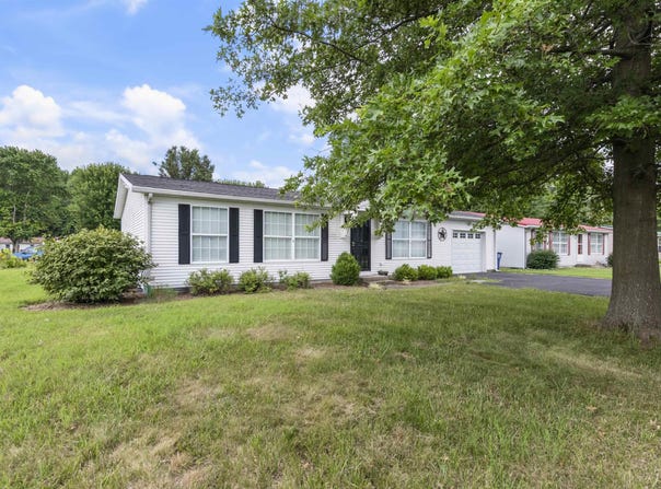 915 E Kentucky Street, Princeton, IN 47670-3066