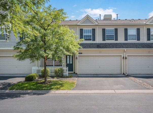4478 Rosemary Way, Hugo, MN 55038