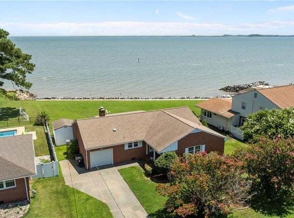 103 York Point Drive, Seaford, VA 23696