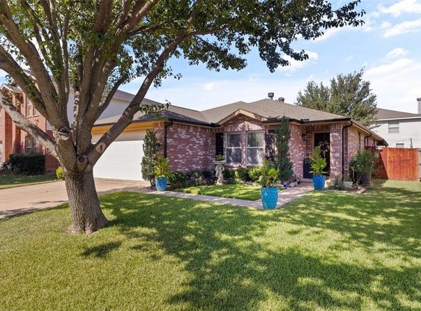 8732 Polo Drive, Fort Worth, TX 76123