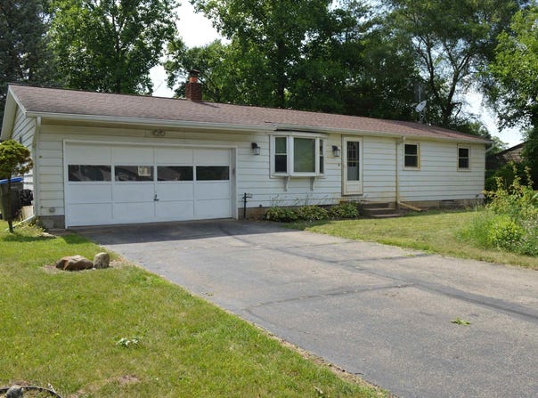 1827 Nye Street, Warsaw, IN 46580