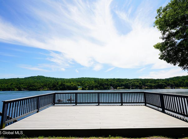 2255 Oaks Road, Argyle, NY 12809