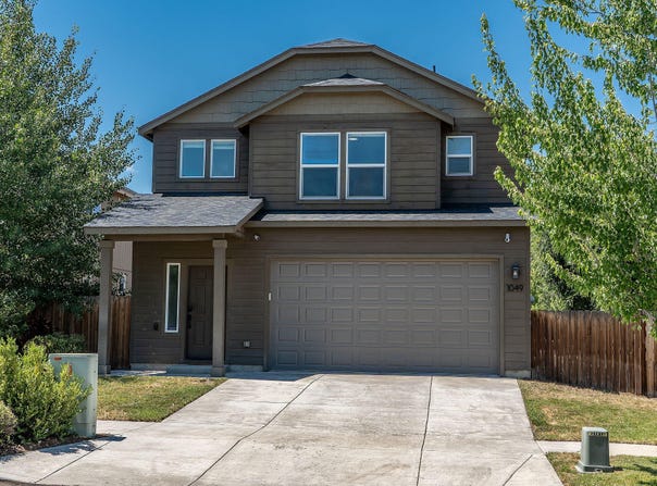 1049 SE 6th Street, Bend, OR 97702