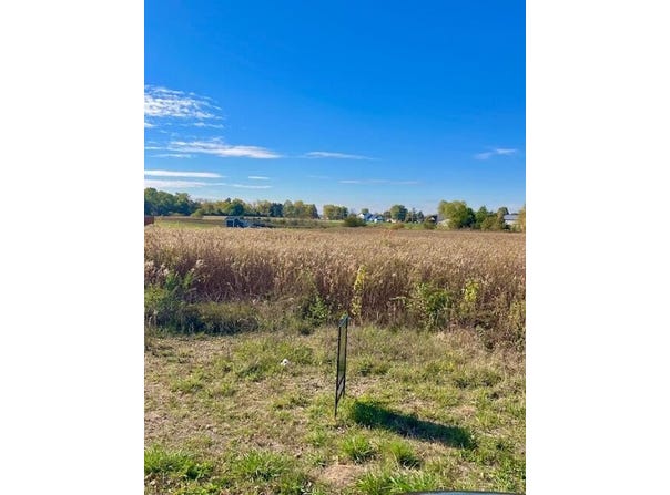 3961 Shrine Road, Springfield, OH 45502
