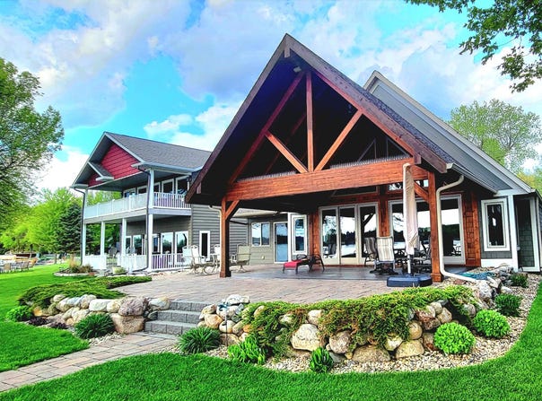 1427 N Lakeview Drive, Grenville, SD 57239