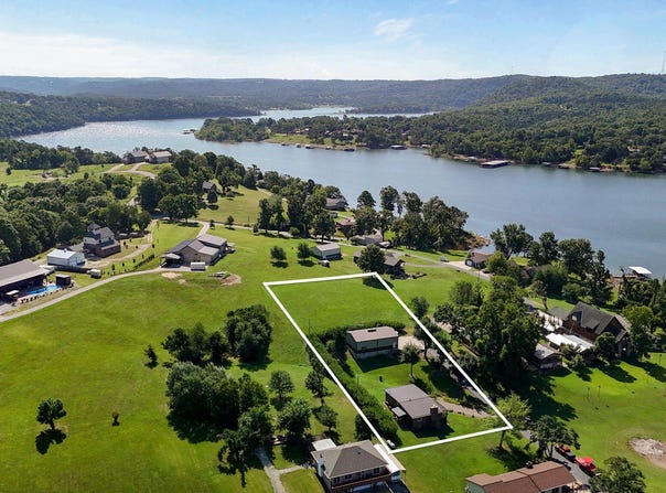 189 S Shore Drive, Cape Fair, MO 65624