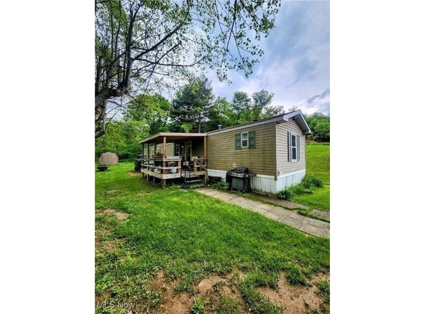 6960 Bluebell Road, Cumberland, OH 43732