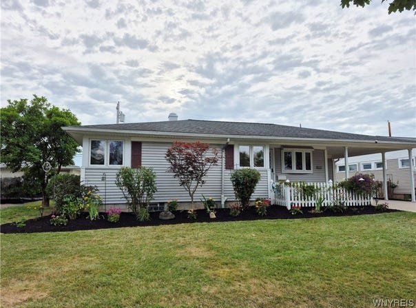 516 Somerville Avenue, Tonawanda, NY 14150
