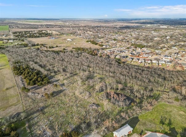805 W Church Street, Royse City, TX 75189