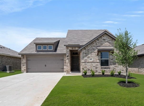 3672 Crowley Cleburne, Fort Worth, TX 76036