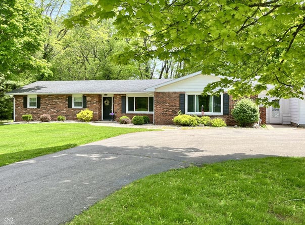 603 Aiken Street, Hope, IN 47246