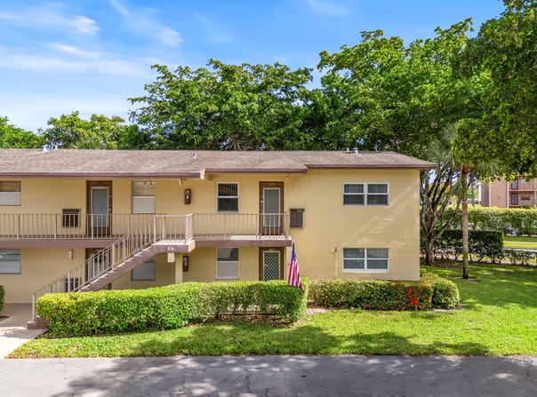 7360 NW 1st Street, Margate, FL 33063