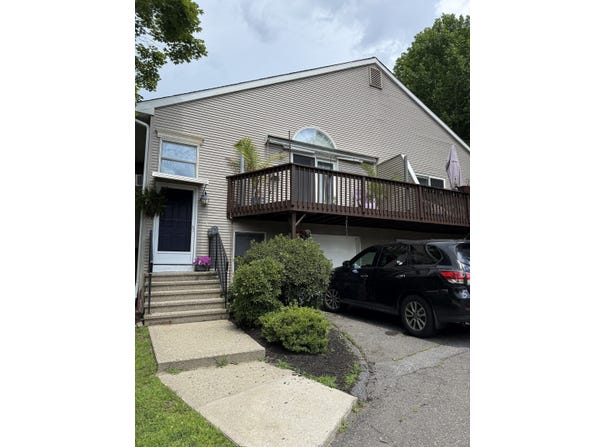 401 Essex Court, Torrington, CT 06790