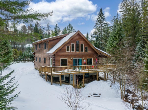 5885 Cascade Road, Lake Placid, NY 12946