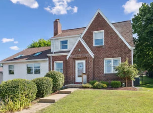 2853 Leechburg Road, Lower Burrell, PA 15068