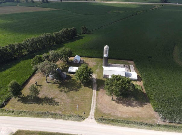 1260 240Th Street, Waverly, IA 50677