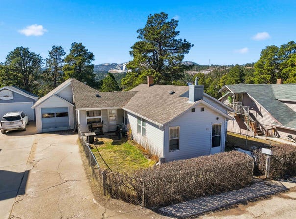 613 W Summit Street, Lead, SD 57754