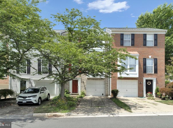 22011 BOX CAR Square, STERLING, VA 20166