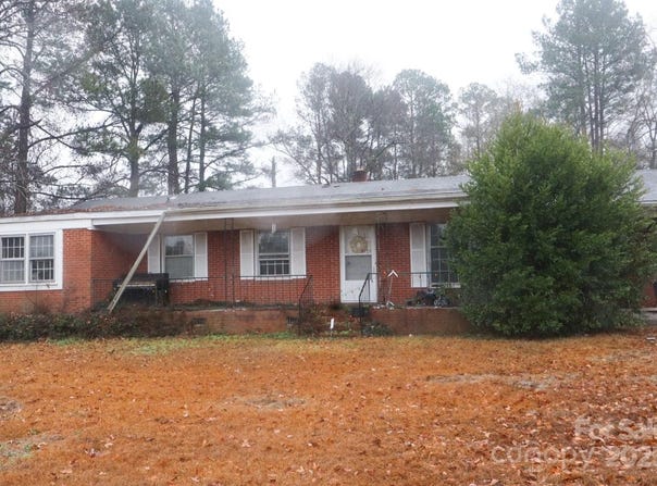 11140 Barnes Bridge Road, Laurinburg, NC 28352