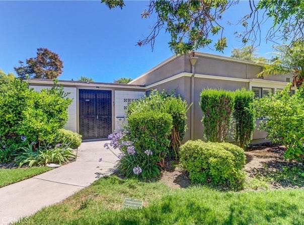 586 Avenida Majorca, Laguna Woods, CA 92637