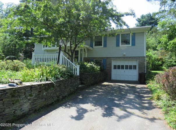 208 Thompson Street, Dalton, PA 18414