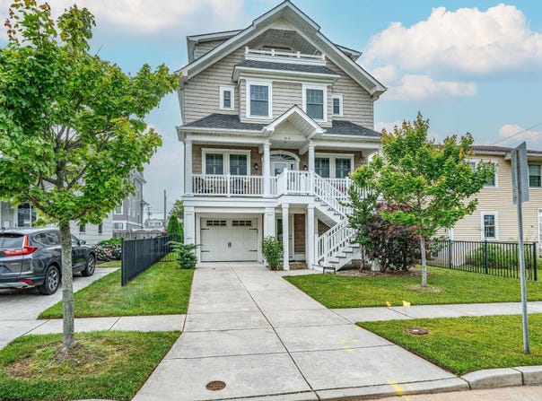 84 E Station Road, Ocean City, NJ 08226