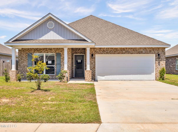 7348 Shearwater Way, Ocean Springs, MS 39564
