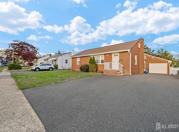 130 Cumberland Street, South Plainfield, NJ 07080