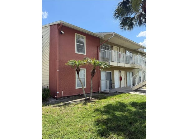 220 LAKE PARSONS Green, BRANDON, FL 33511