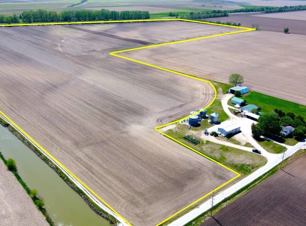 0111 NW 1200 St., Hillview, IL 62050