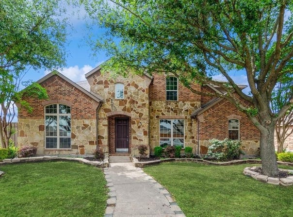 7310 Waterbury Drive, Rowlett, TX 75089
