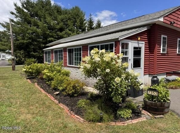 7352 Church Road, Schenectady, NY 12306