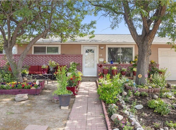 12 Sherman Ct, Longmont, CO 80501